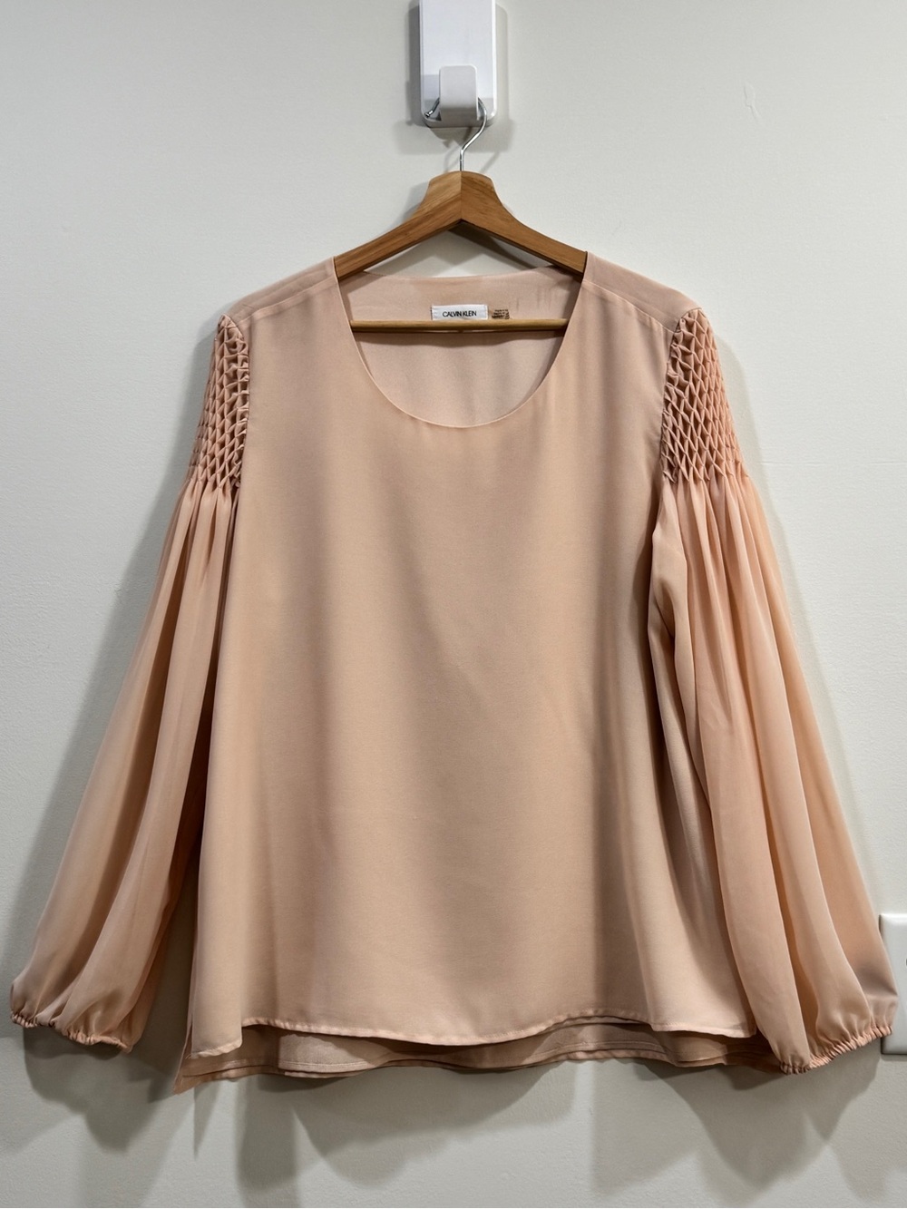 Calvin Klein Blush Peach Smocked-Sleeve Blouse Sz XL